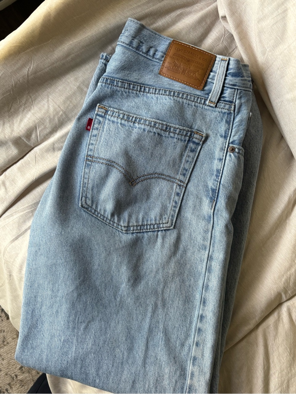 Levi's Light Blue baggy dad jean
